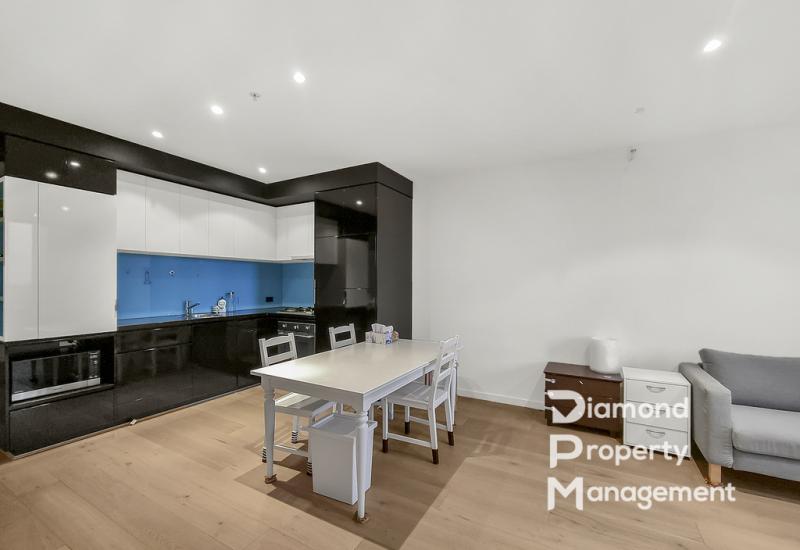 Unparalleled Amenities and Breathtaking Views in Docklands' 'The Quays'