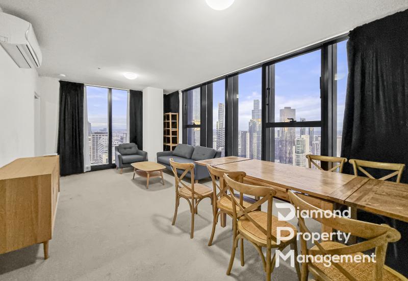 Exquisite Apartment With Unmatched Views And Prime Location