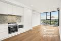 Stunning Modern Apartment @ Whitehorse Towers