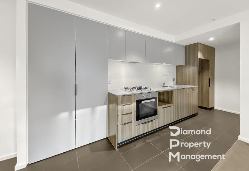Stunning Docklands Apartment @ 888 Collins