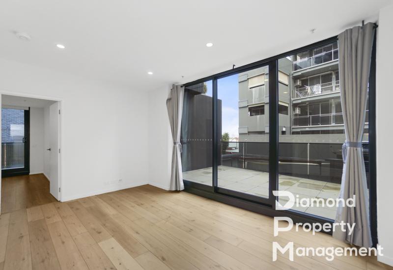 Modern 2-Bedroom Apartment in St Kilda