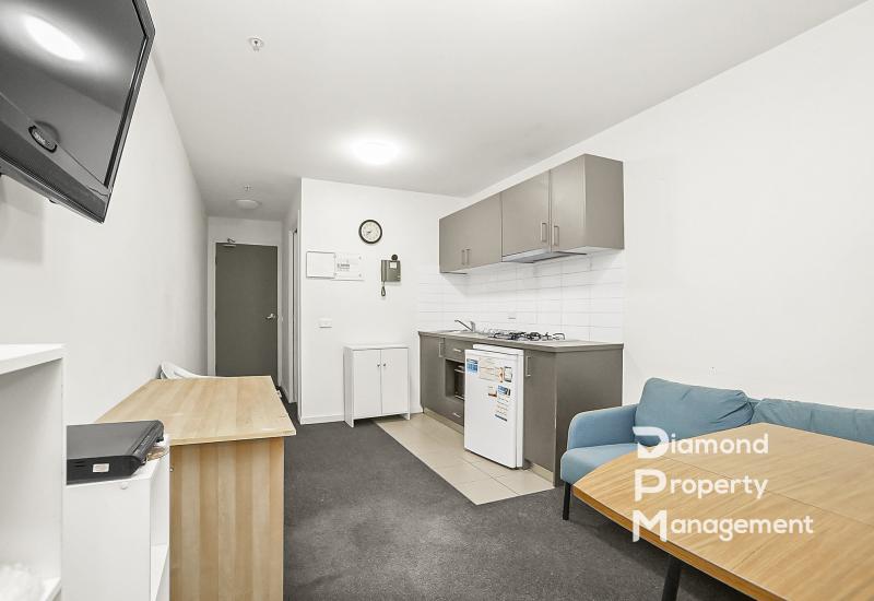 Contemporary Studio Apartment Near Swinburne Uni