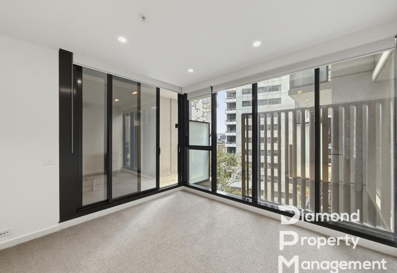 Furnished One-Bedroom Apartment in the Heart of South Yarra