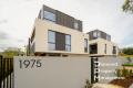Modern Luxury Townhome At Prime Location
