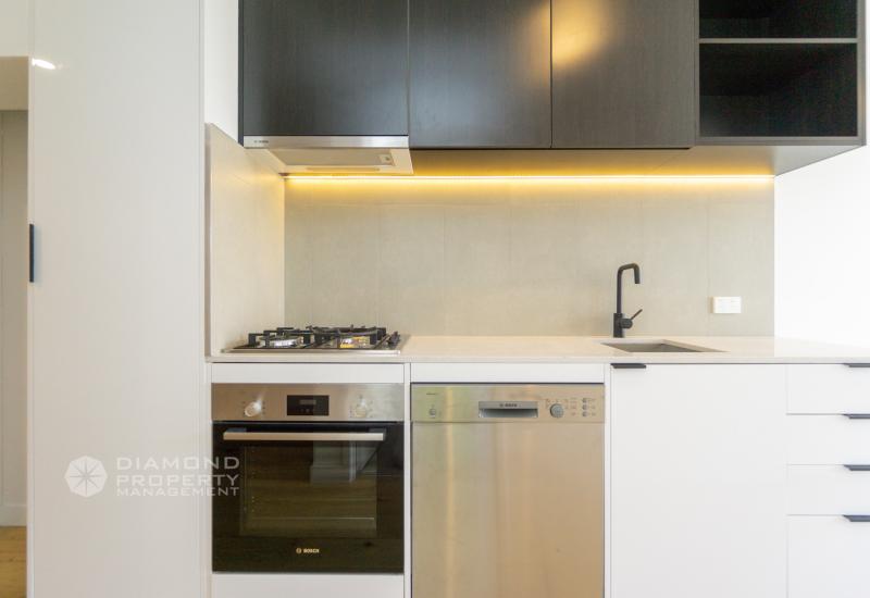Furnished One Bedroom Apartment In Burwood