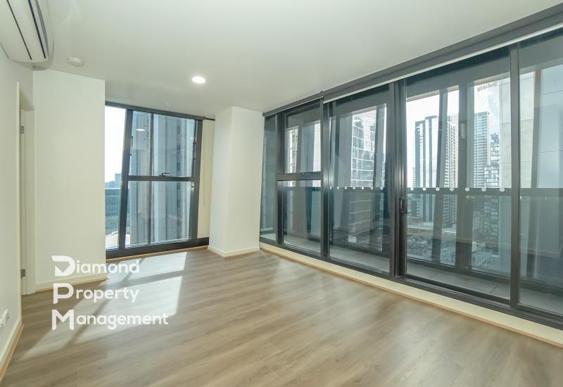 2-Bedroom Apartment In 'Collins Tower'