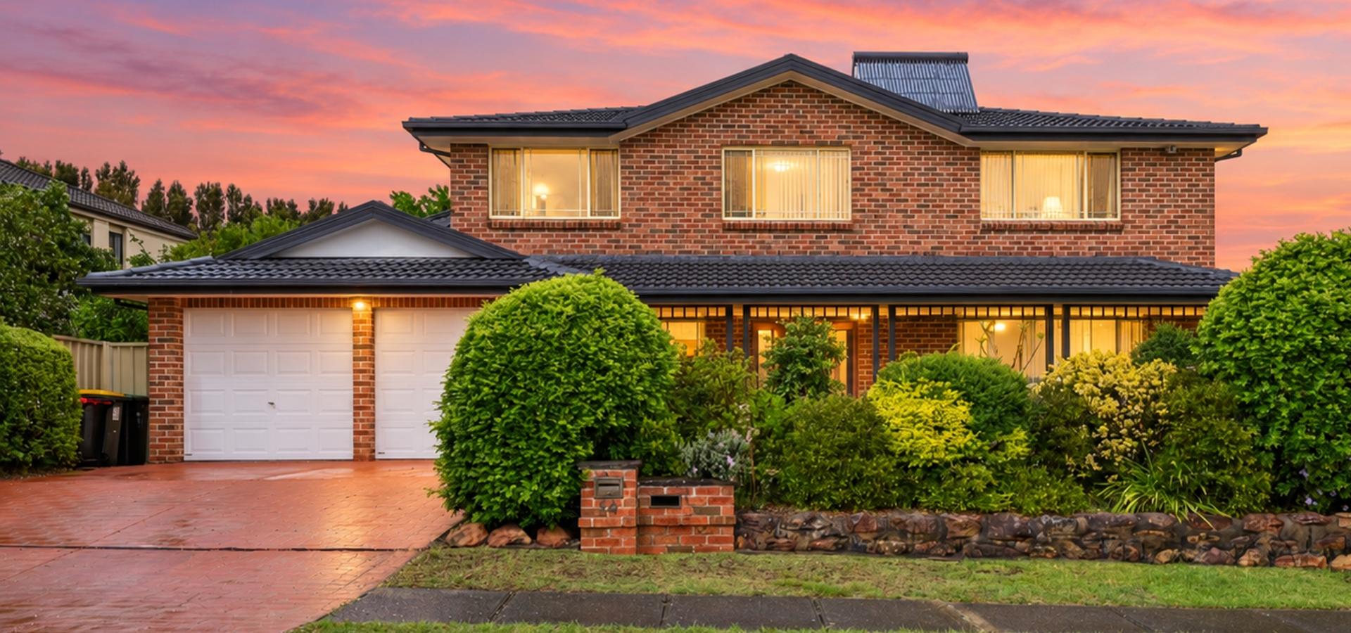 SPACE, STYLE & FAMILY COMFORT – 571SQM IN A QUIET GLENWOOD LOCATION