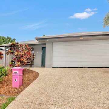 Carolyn Wedding testimonial image