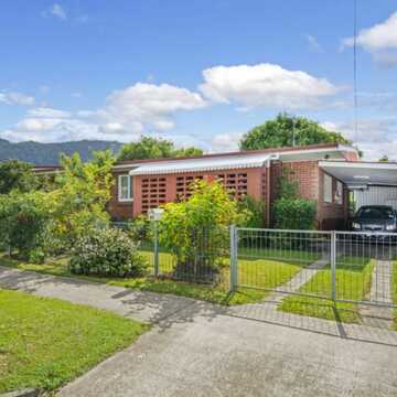 Jenny Hannam testimonial image