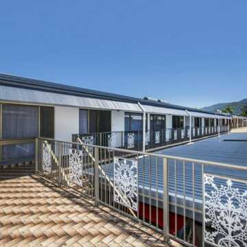 Stuart & Joyce Dixon testimonial image