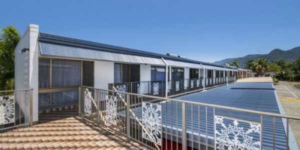 Stuart & Joyce Dixon testimonial image