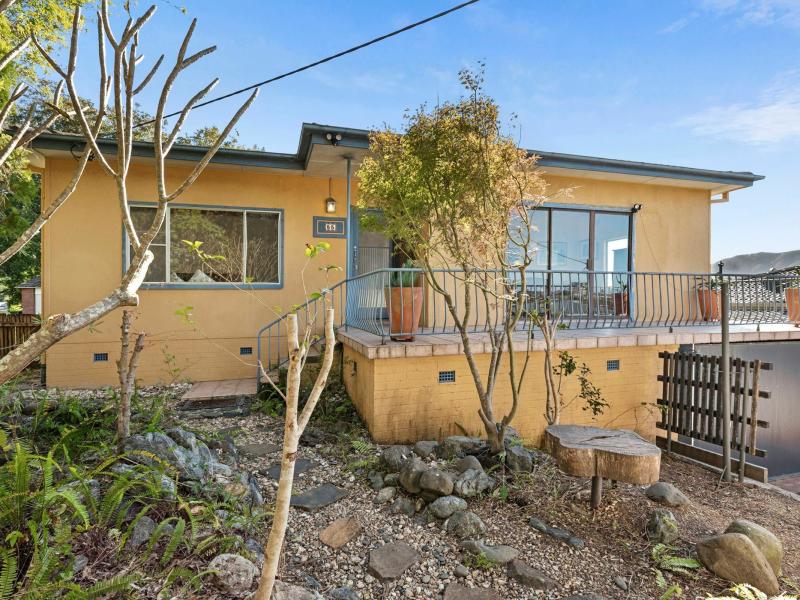 55 Azalea Ave, Coffs Harbour