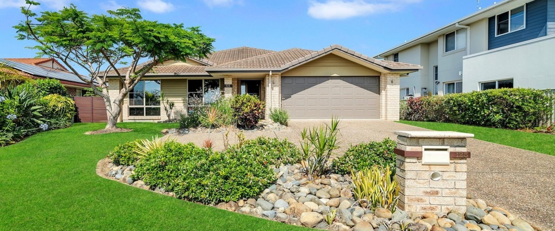 Coffs Coast Real Estate SALE Coffs Harbour Coast Region High Quality Appealing Home in the