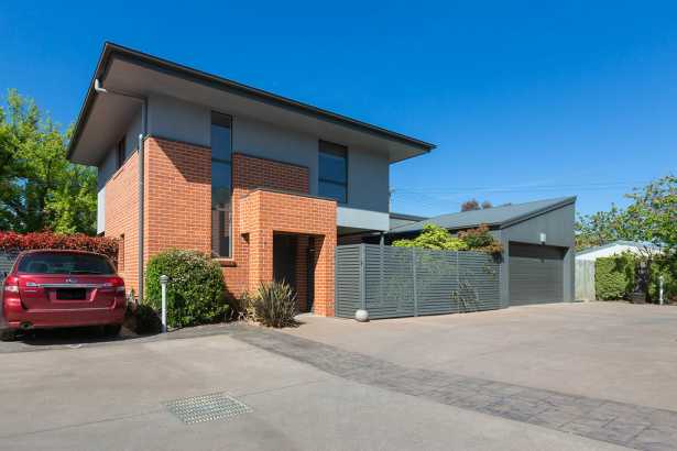 Fantastic Four Bedroom Townhouse