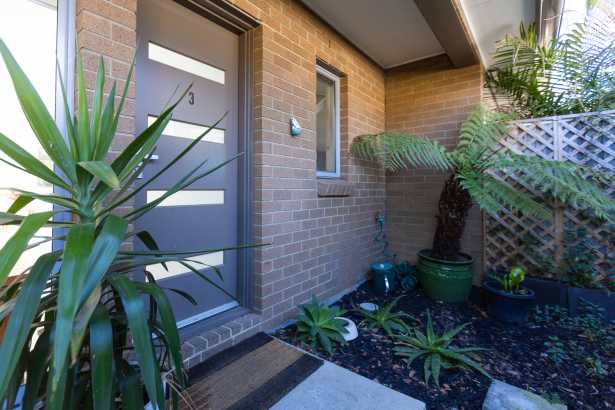 Light-Filled North-Facing Two Bedroom Townhouse