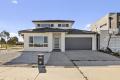 Fantastic Five Bedroom Family Home