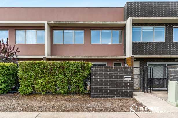 Contemporary Family Home with Solar Power in the Heart of Molonglo Valley