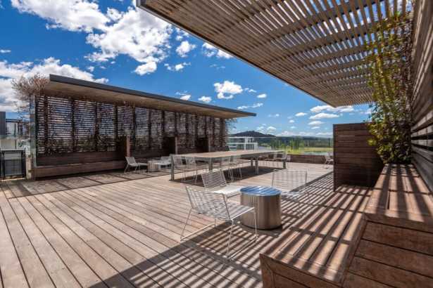 Comfortable One Bedroom Apartment in Great Location