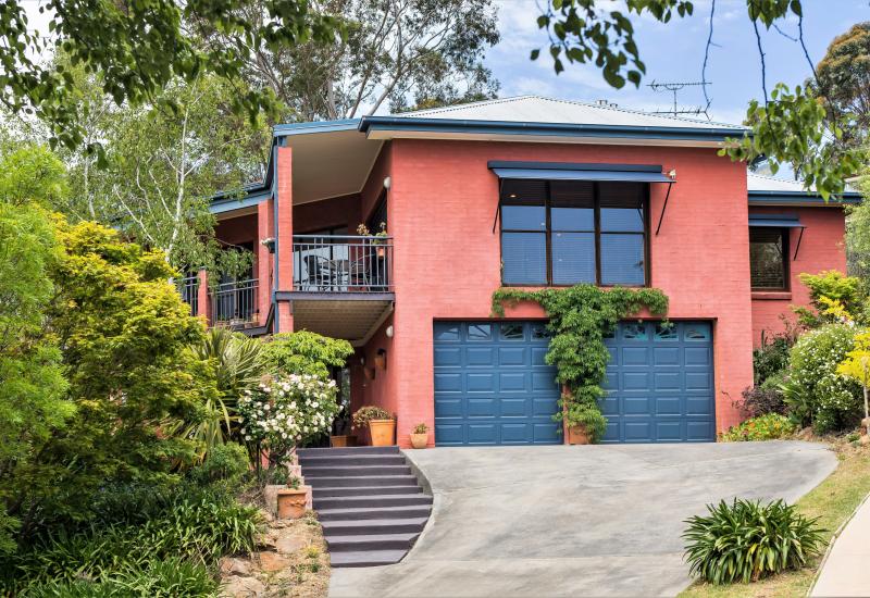 THE HIGH LIFE! ......