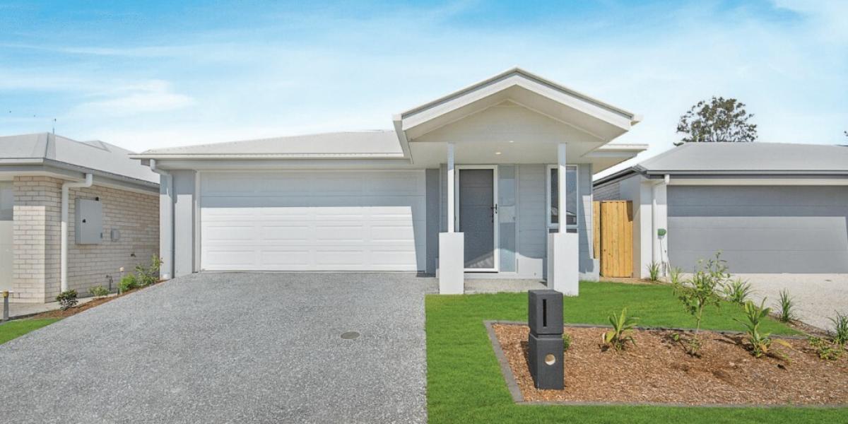 Brand New in South Maclean