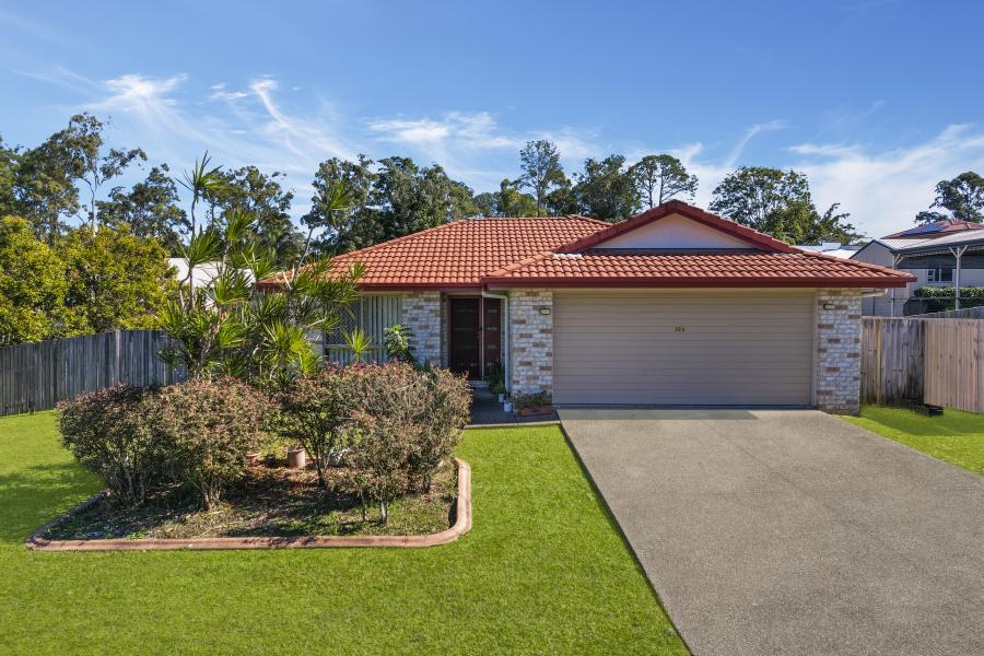 Room for It All,  Family Living, Entertaining & Extra Parking !!!