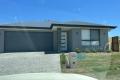 Modern Luxury Living – Near-New Home in The Village Estate, Jimboomba !!!