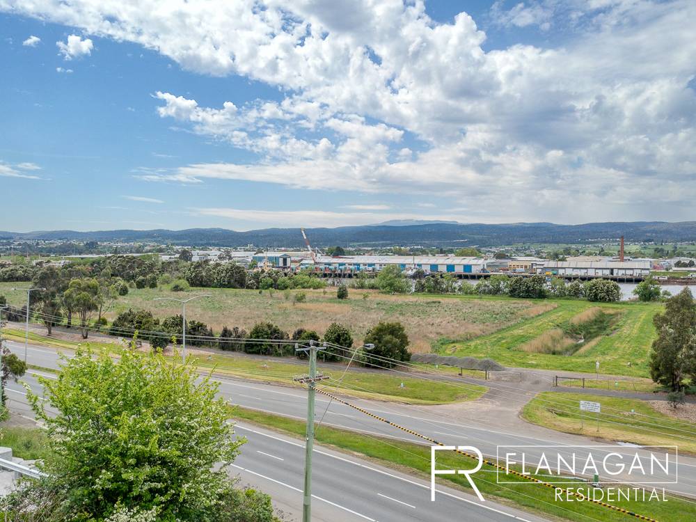 67 West Tamar Road, Trevallyn - Thumbnail 2