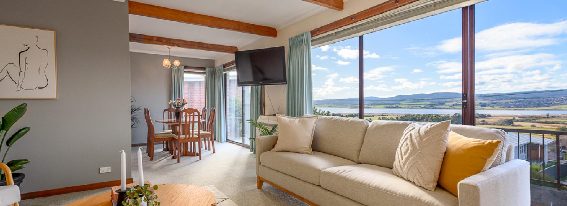 For Sale | Riverside | Flanagan Residential | Rae Smith