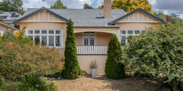 Martyn Ives & Carla Cescon testimonial image