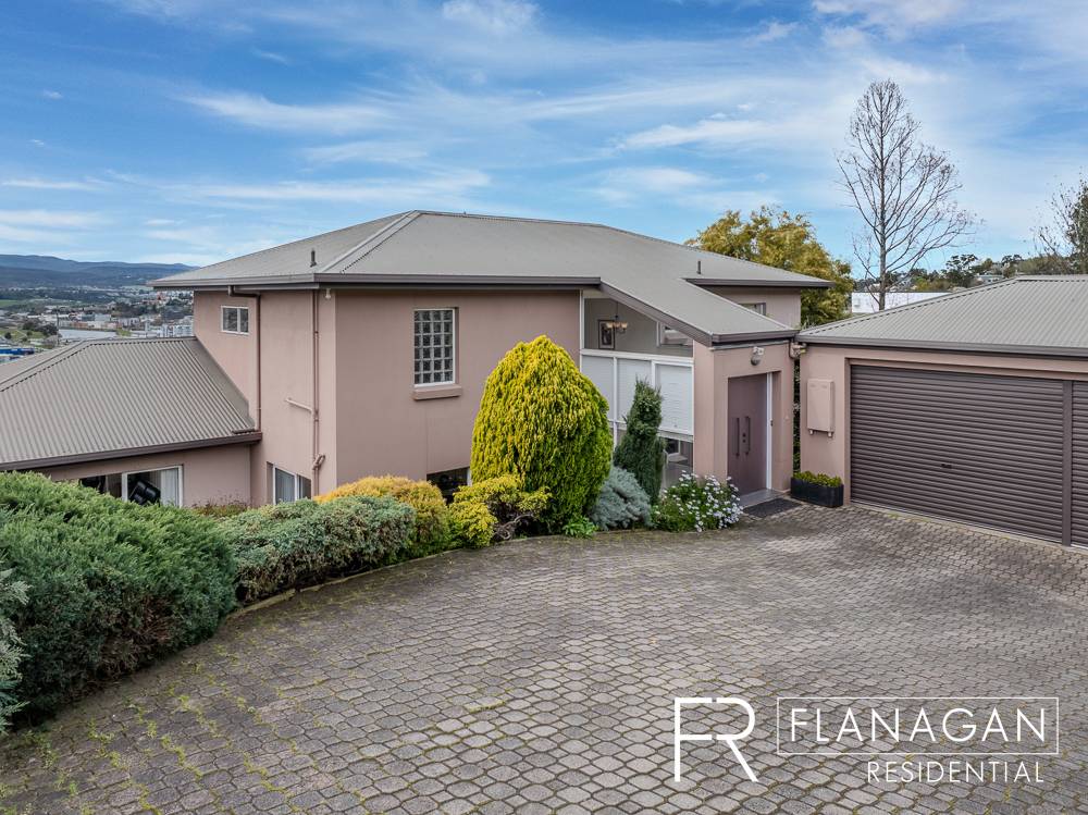 24 Floreat Cres, Trevallyn - Thumbnail 2