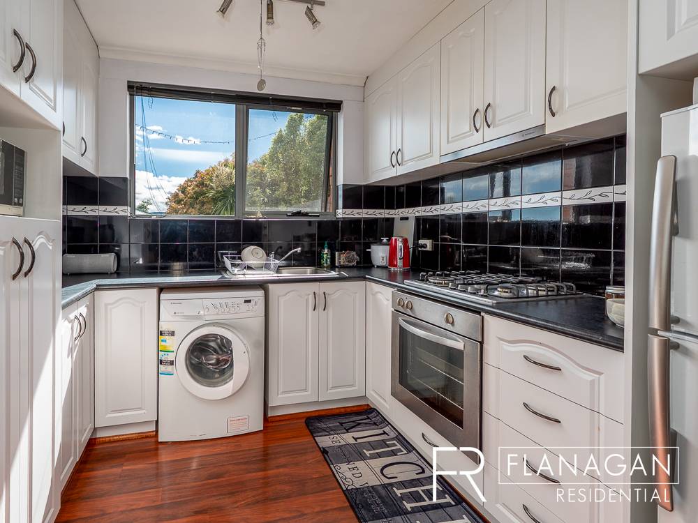 Unit 4, 5A Campbell St, Newstead - Thumbnail 5