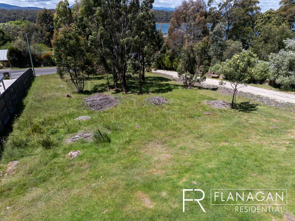 11 Annears Rd, Blackwall - Thumbnail 8
