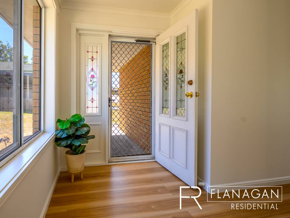 Unit 4, 86 Cherry Rd, Trevallyn - Thumbnail 3