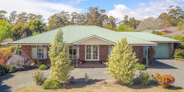 Margaret & Vincenzo Spurio testimonial image