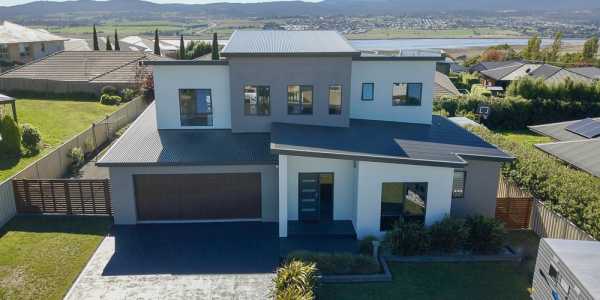 Elizabeth Iles & Scott Richardson testimonial image