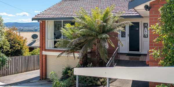 Murray & Linda Yardley testimonial image