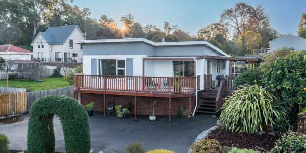 Zac & Cathryn Townsend testimonial image