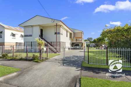 Location! Location! Location! In the heart of Caboolture city.