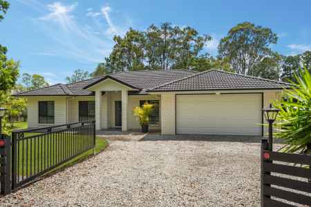 Discover Your Dream Lifestyle With a Rural Retreat Like No Other