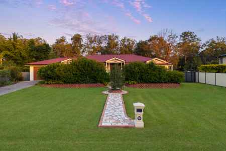Acreage Living with Style & Functionality