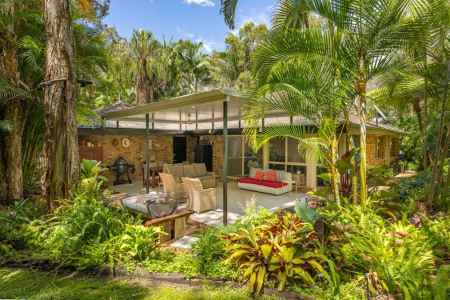 Hideaway Oasis: Your Family's Private Paradise Awaits in Burpengary