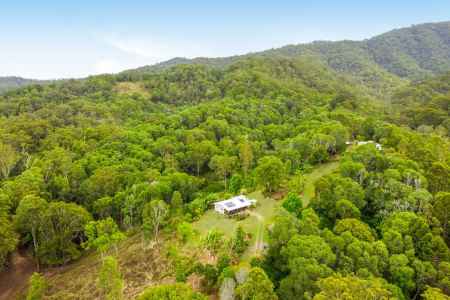 Tranquil Off-Grid Living on 40 Acres of Australian Bush