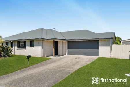 Modern 4-Bedroom Duplex for Rent in Popular Central Lakes Estate