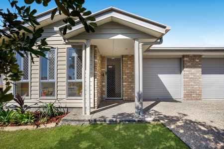 MODERN, LOW-MAINTENANCE LIVING IN A CONVENIENT CABOOLTURE LOCATION
