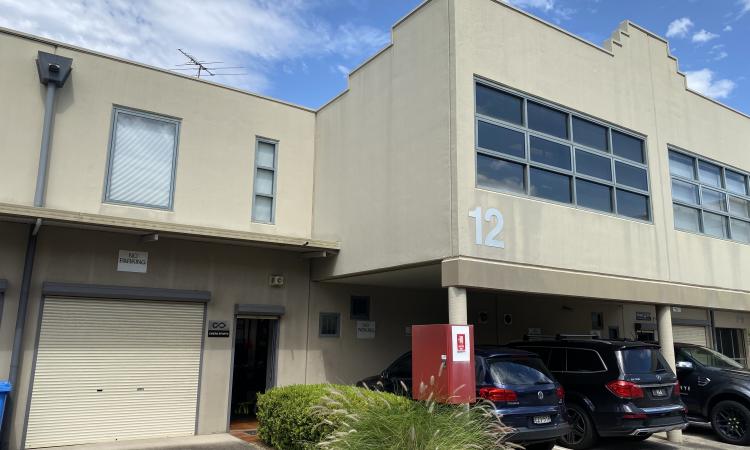 For Lease 158 sqm Office , Showroom and Storage Unit + Parking for 2-3 Vehicles