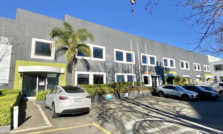 For Sale - Incredibly Affordable - Sub $400k !! Office + Carpark