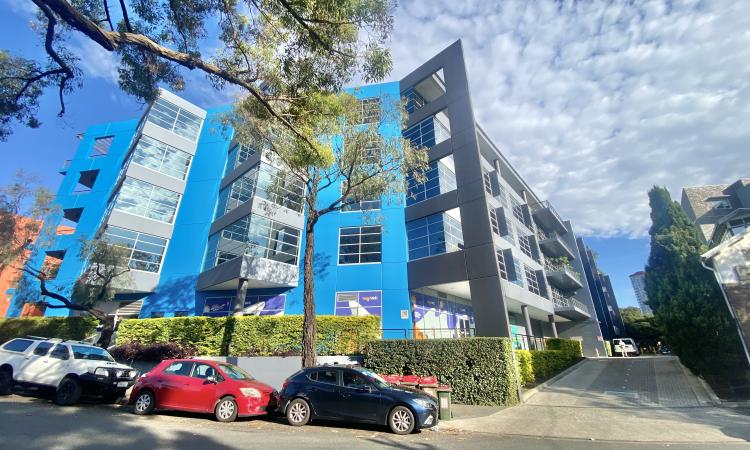 Ground Level Offices Near Green Square