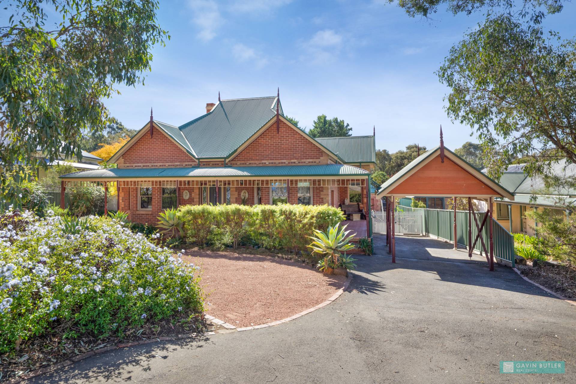 4 Greenwood Drive, Kennington - Image 1
