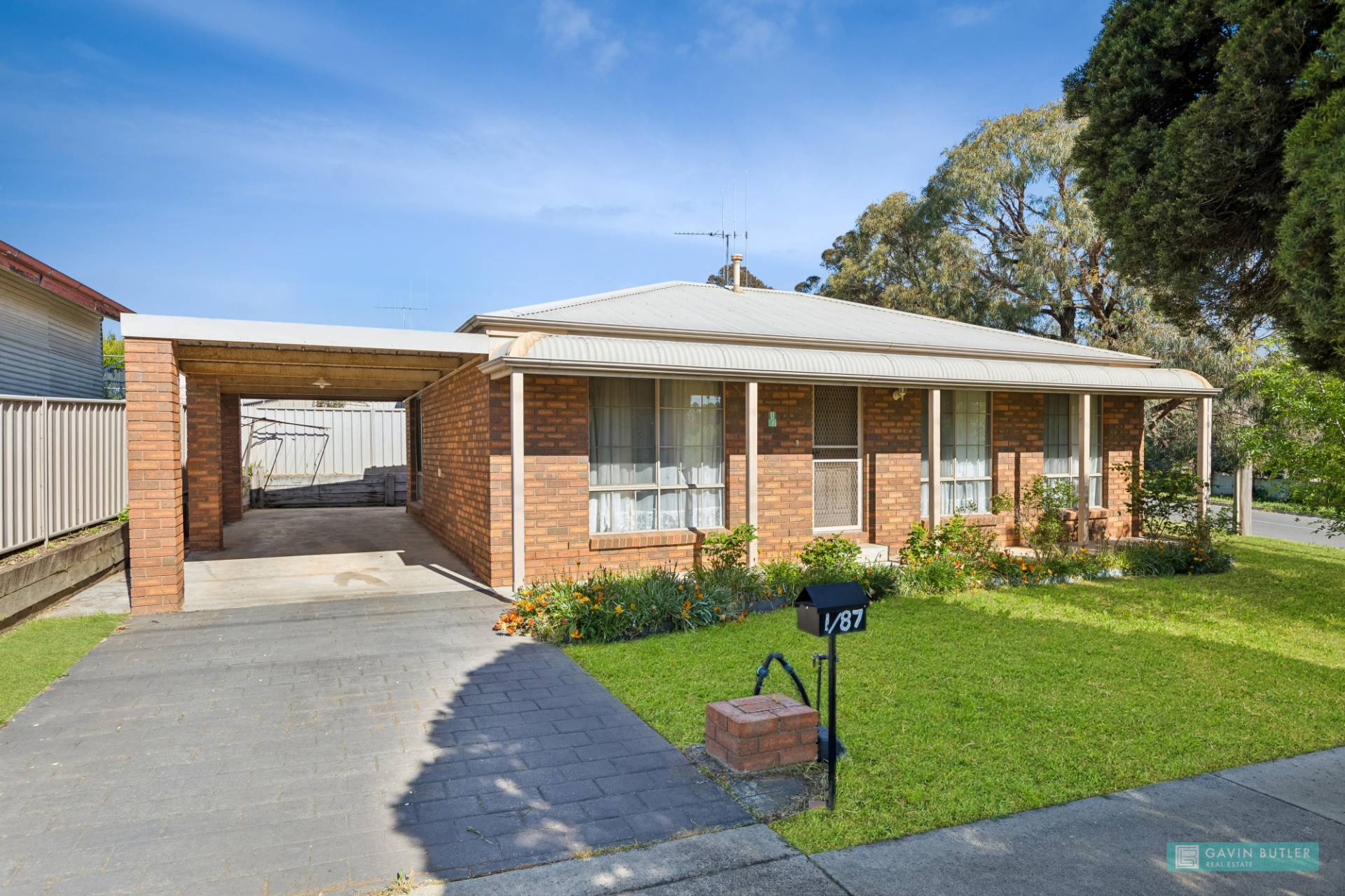 87 Maple Street, Golden Square - Image 1