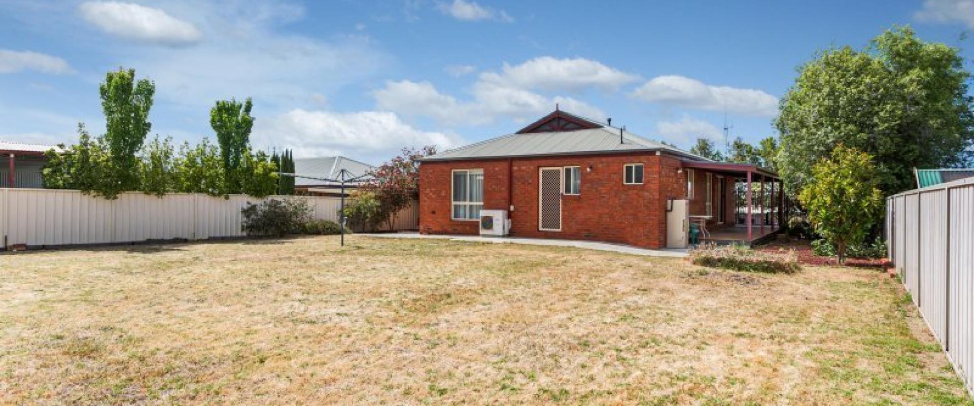 Gavin Butler Real Estate Lovely spacious home on 747m2 allotment